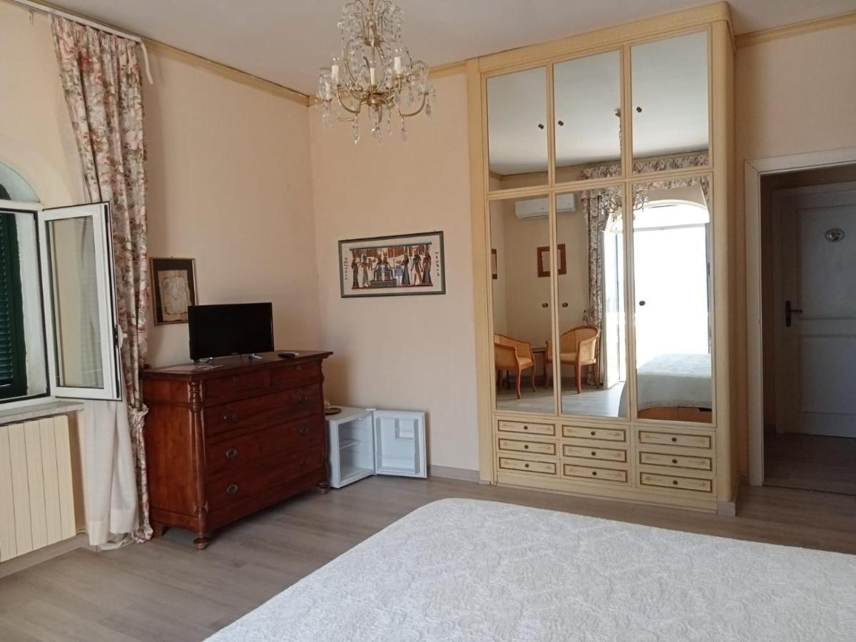 Parco Termale Tropical Bed and Breakfast Ischia Island Buitenkant foto